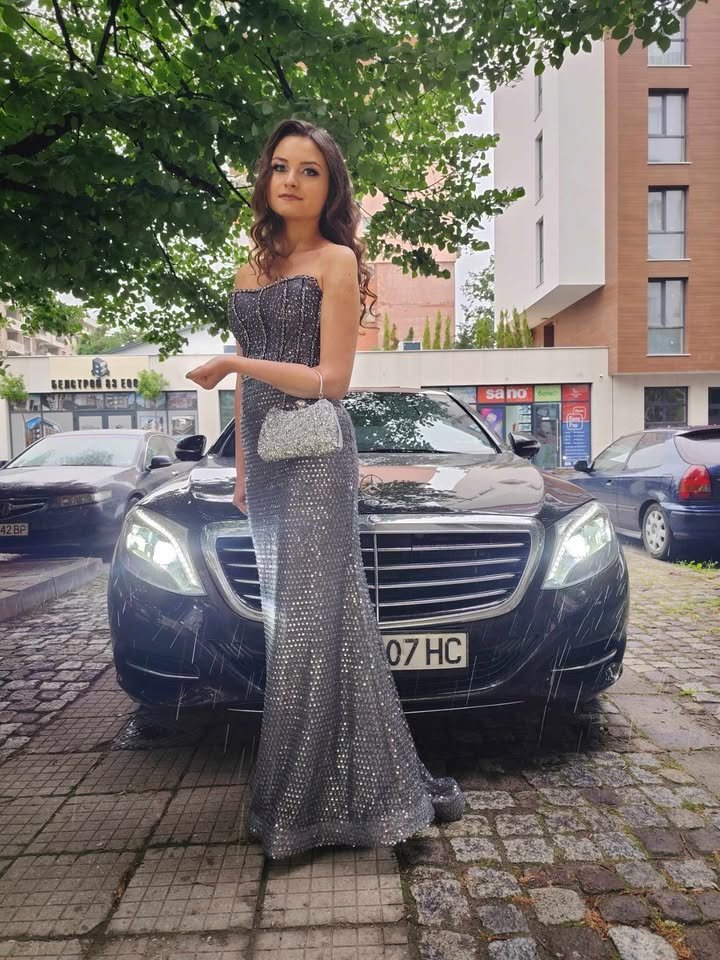 Габриела Иванова, СУ "Любен Каравелов",
Пловдив