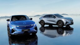Alpine A390 дебютира в две електрически версии GT и GTS