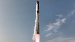 Успешен полет: Starship доказа, че може да се използва многократно (видео)