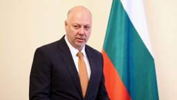 Премиерът се закани да преструктурира агенции, ако до месец не намалеят пътните инциденти