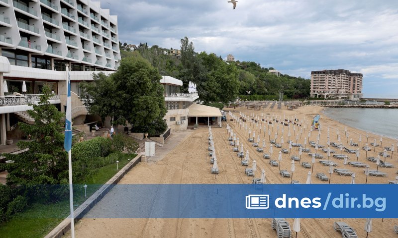 Плажът в комплекс Слънчев ден край Варна е дългогодишен носител