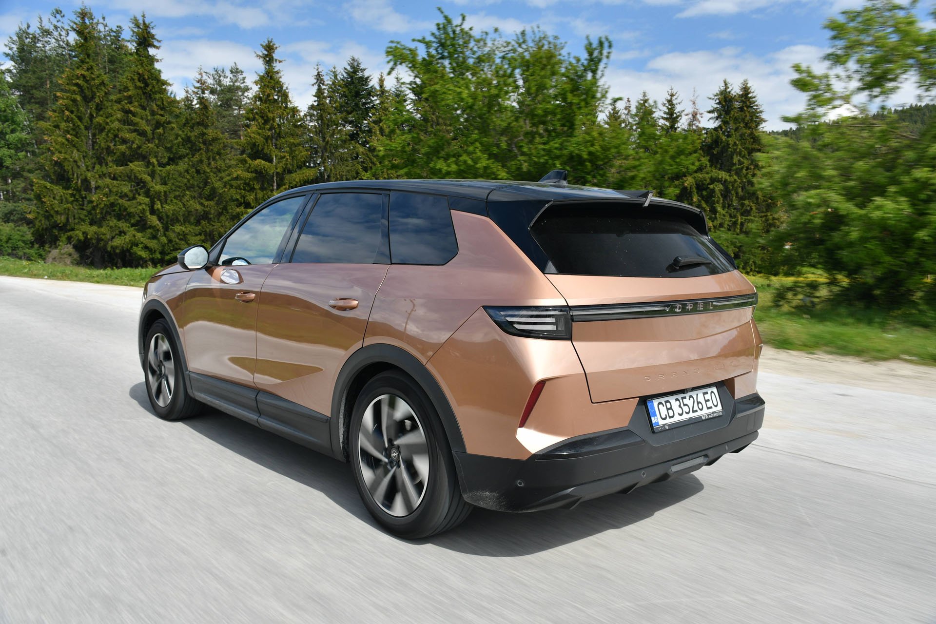 Opel Grandland Hybrid 