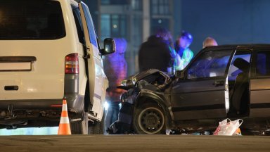 Полицай простреля в главата 24-годишен при борба след гонка в Габрово