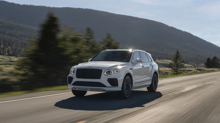Bentley Bentayga Speed стана най-мощният и динамичен SUV на марката