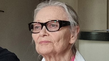 Цветана Манева: Хората не бива да ходят на театър само за да се смеят