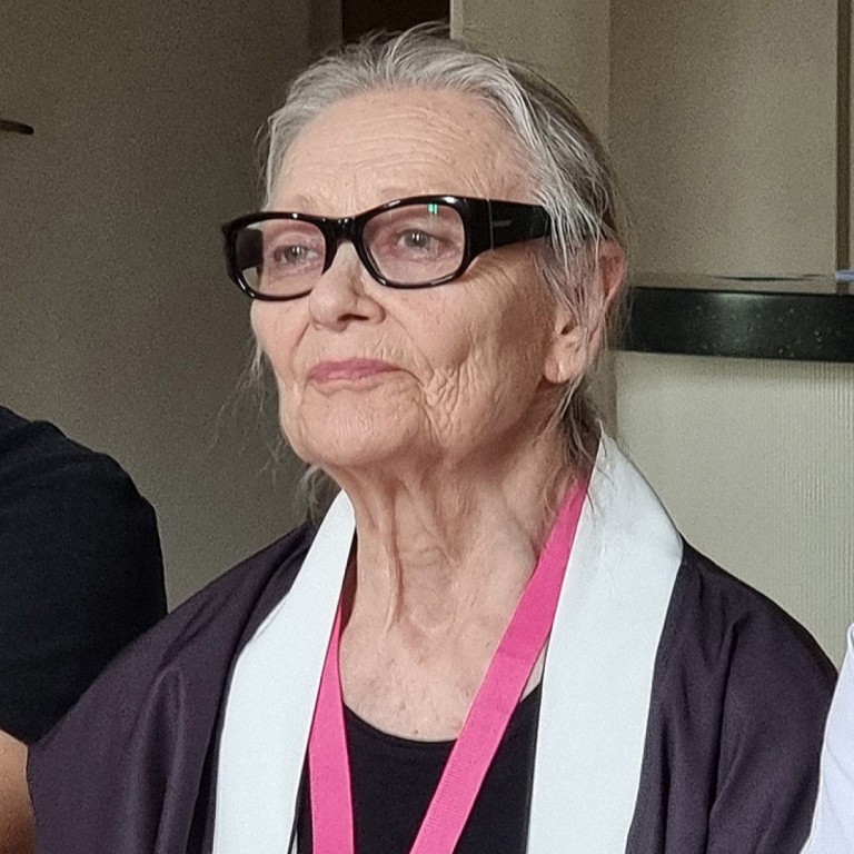 Цветана Манева: Хората не бива да ходят на театър само за да се смеят