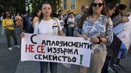 Коалиционният съвет каза "да" за по-високи заплати на младите лекари