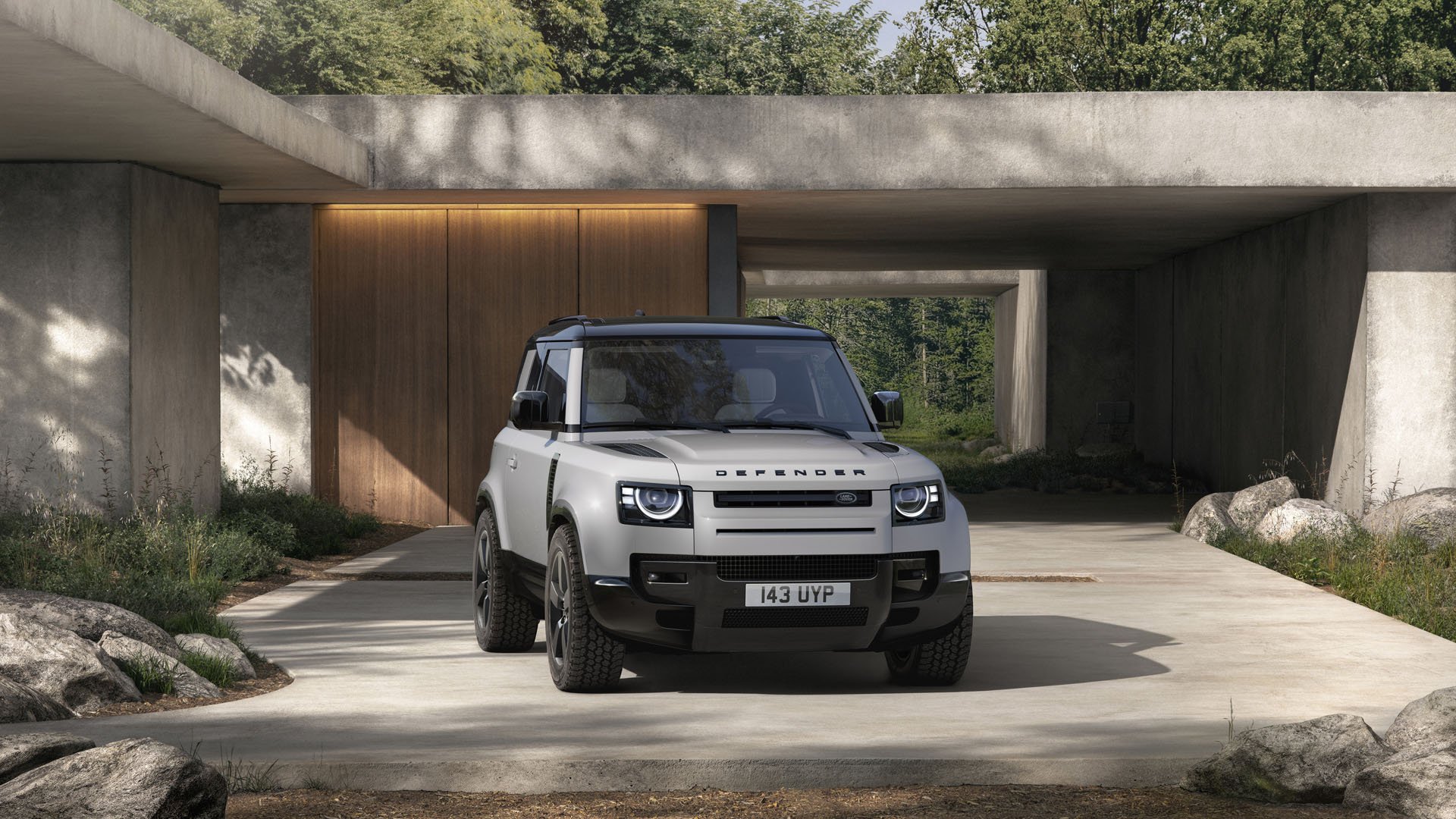 Land Rover Defender 