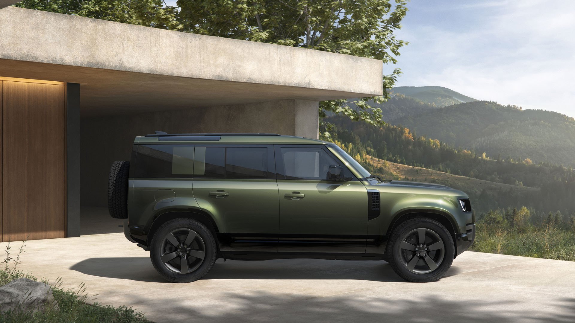 Land Rover Defender 