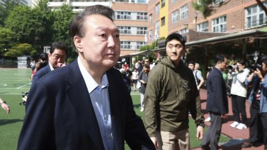 Южна Корея избира нов президент след тежка политическа криза 