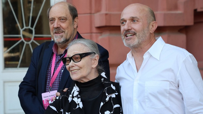 Документален филм за Георги Парцалев и пиесата "Трамвай "Желание" на фестивала "Варненско лято"