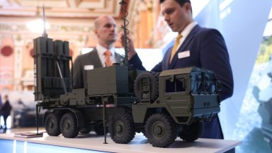 Виж още Германия От държава на автомобилите към страна на