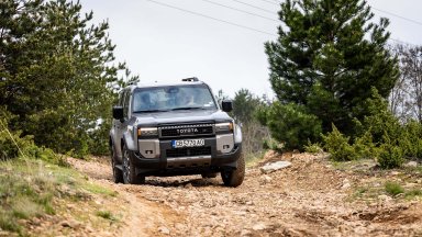 Новата Toyota Land Cruiser винаги стига до целта (галерия и видео)