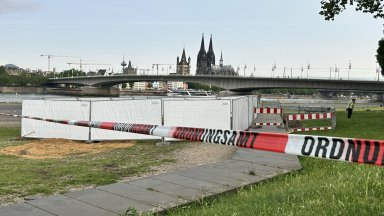 Центърът на Кьолн бе евакуиран, след като бяха открити бомби от Втората световна война