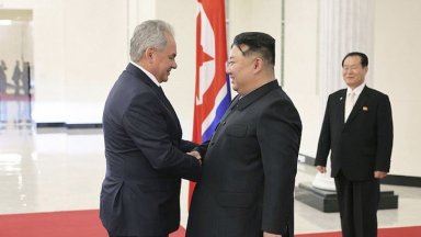 Сергей Шойгу обсъди конфликта в Украйна с Ким Чен-ун в Пхенян