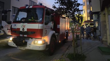 Пожар гори в ресторант в Благоевград На място са екипи