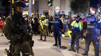 Колумбийски кандидат за президент на изборите догодина беше прострелян предадоха