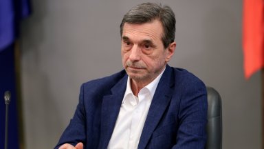 Синдикат предлага държавните служители да си плащат осигуровките