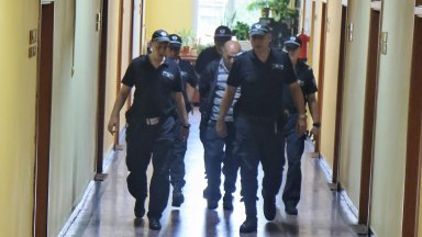 Не пуснаха от ареста шофьора, причинил катастрофата, при която загина Сияна