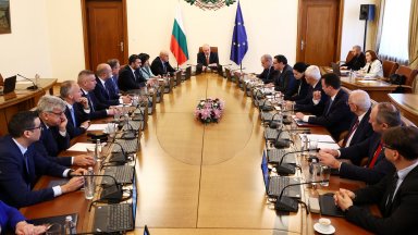 Въвежда се забрана за предоставяне въвеждане притежаване или употреба на