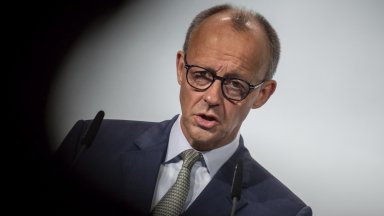 Германският канцлер Фридрих Мерц днес заяви че въпросът колко дълго