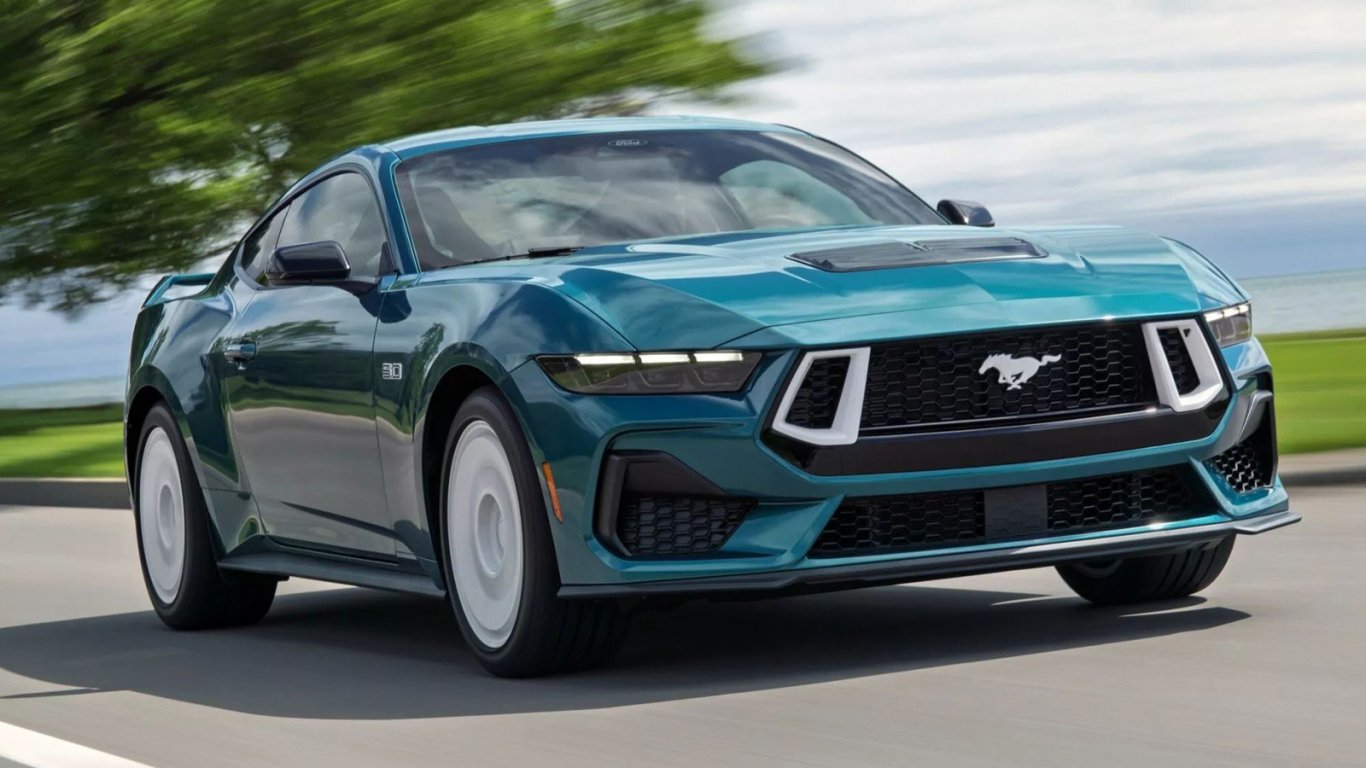 Ford Mustang получи нов облик в ретро стил