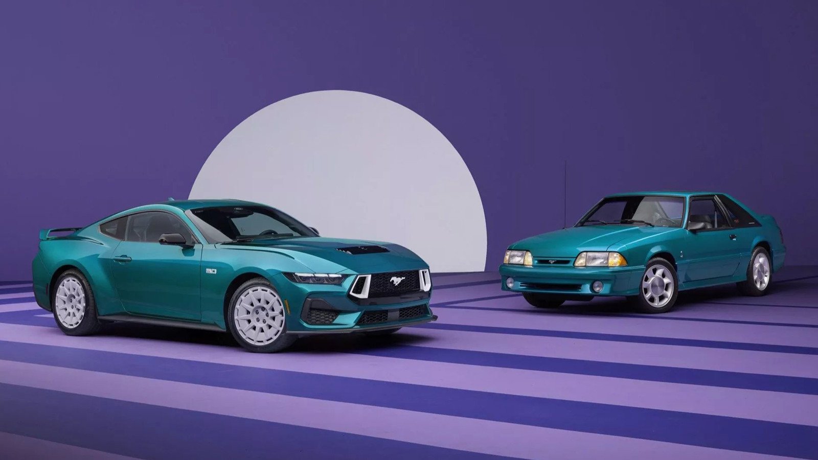 Новия Ford Mustang с пакет FX и Mustang от трето поколение (1987-1993 г.) 