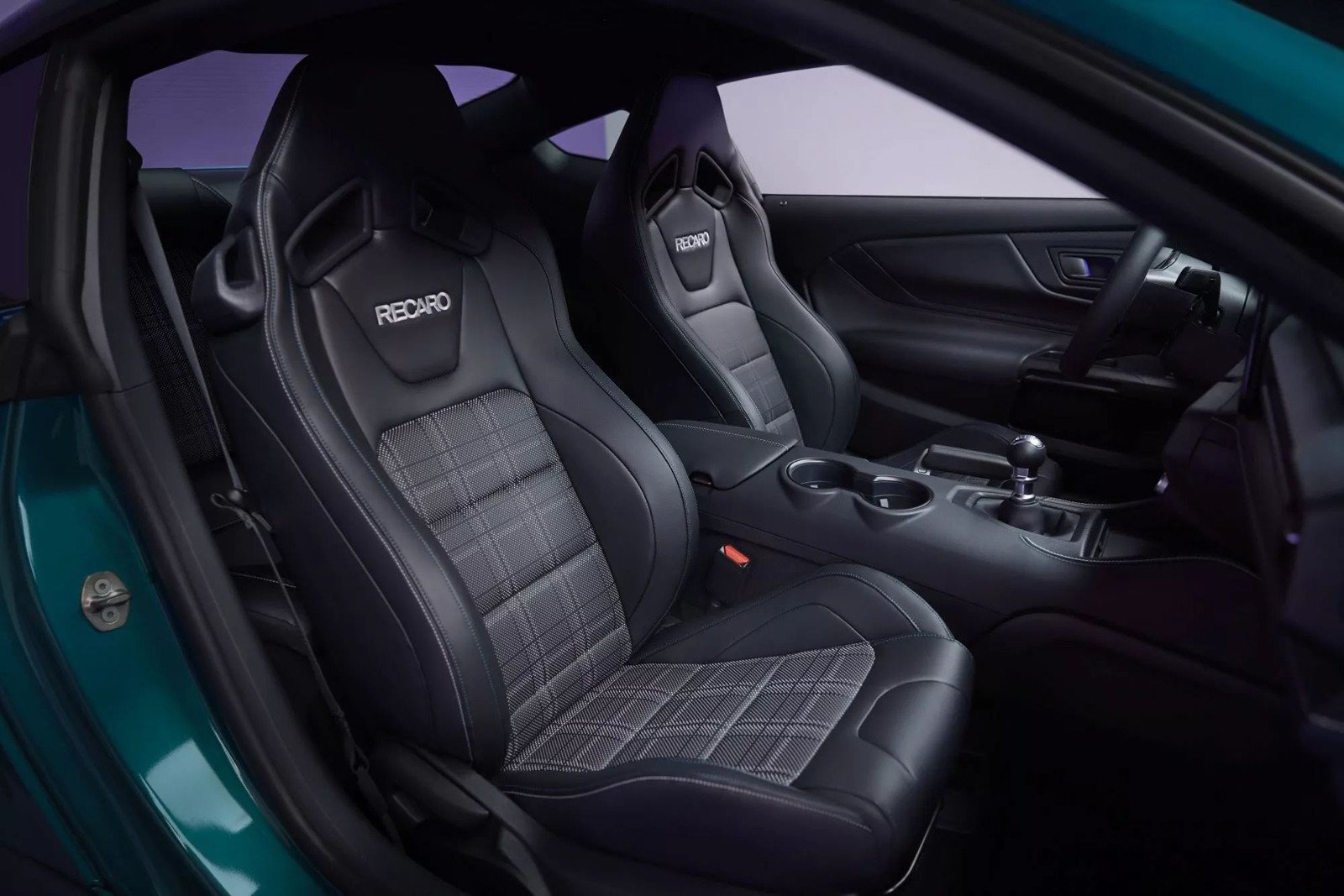 Новия Ford Mustang с пакет FX 