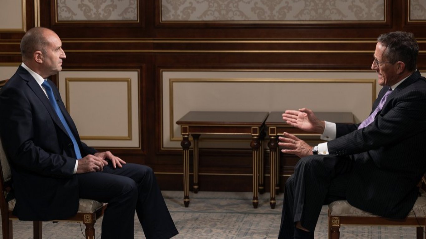 Радев пред CNN: Идва моментът, в който Украйна може да остане без хора, които да се бият за нея
