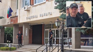 Жена чиято баба е починала съвсем скоро в дома в