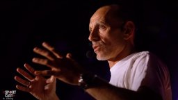 Разговор за много повече от футбол с една легенда: Истории без филтър с големия Мартин Петров