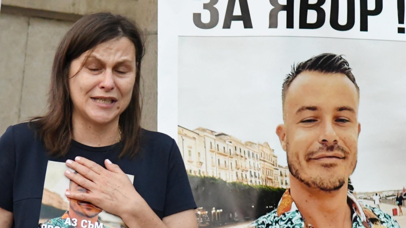 Майката на Явор - Господинка Георгиева, благодари на протестиращите