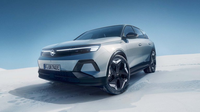 Opel Grandland посреща следващата зима с 4х4