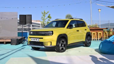 Новият FIAT Grande Panda дебютира у нас с благотворителен конкурс