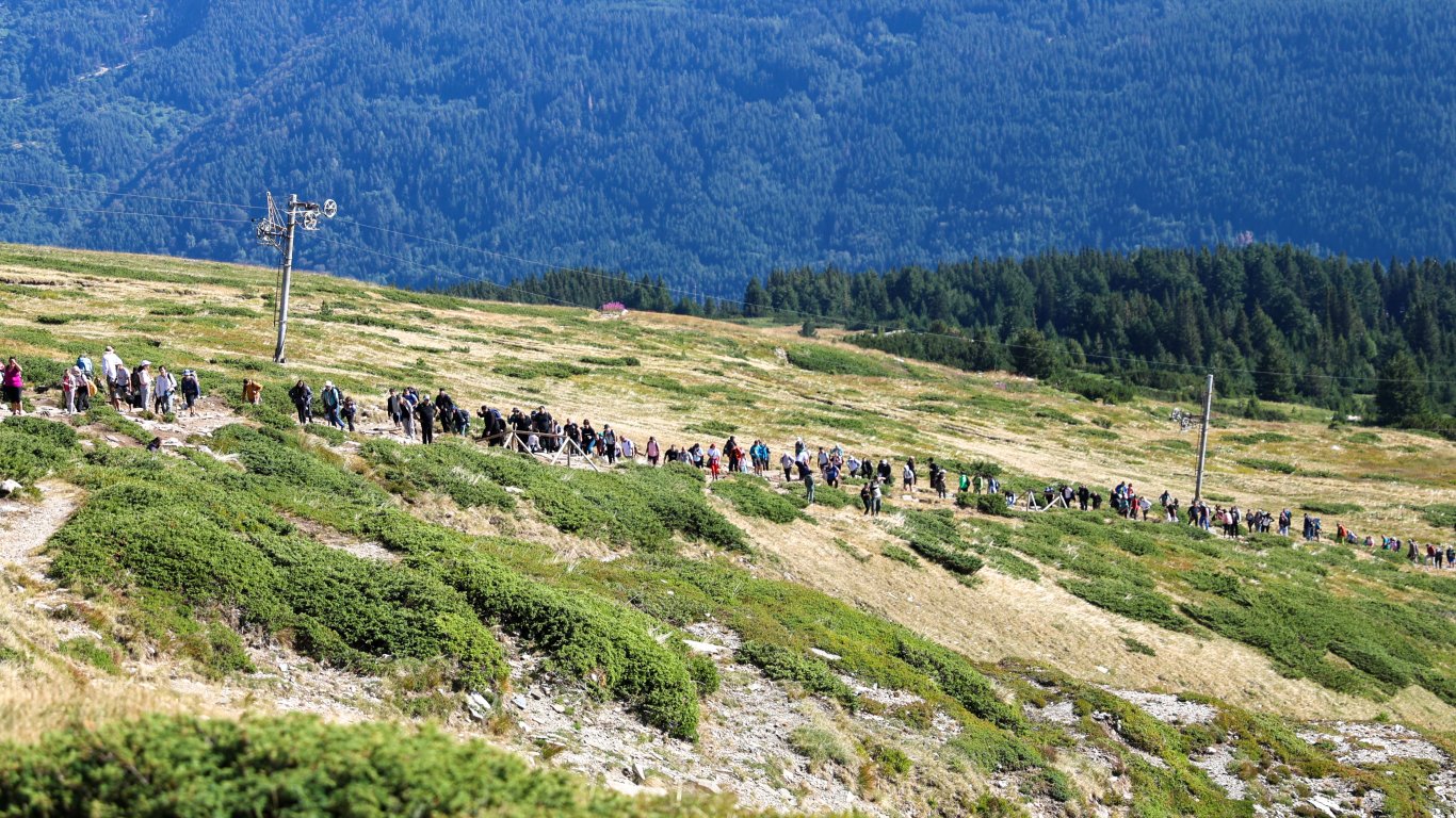 Какви са основните правила при преход в планината