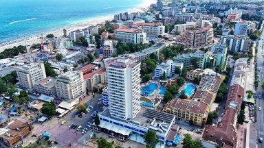 Нов летен сезон, стари проблеми: Слънчев бряг е в плачевно състояние