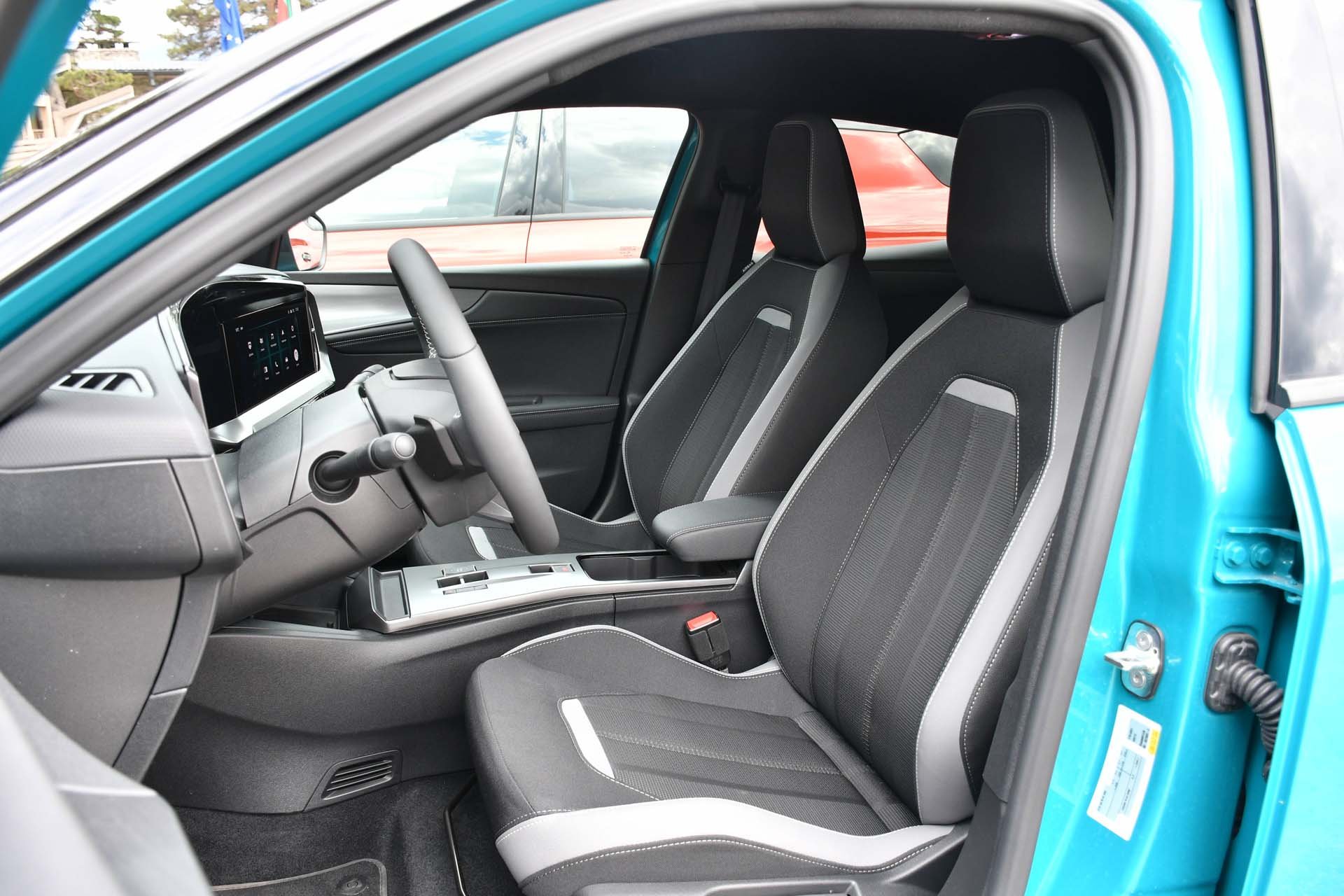 Opel Mokka Hybrid 