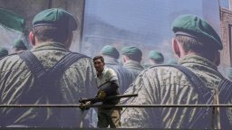 Израелската атака е травма за Иран. Как ще се промени Ислямската република сега