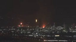 Нова масирана ракетна атака на Иран срещу Израел, който пък нанася удари по Техеран (видео)