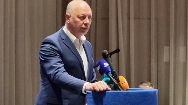 Желязков: Атаката на Радев срещу еврозоната е атака към кабинета