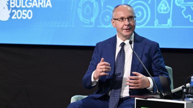 Станишев: Ще направя всичко, за да подкрепя Крум Зарков и да дам знак на хората в БСП, че има надежда