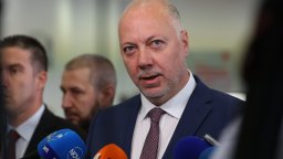 Росен Желязков: Има конкретен план за евакуация на български граждани от Израел