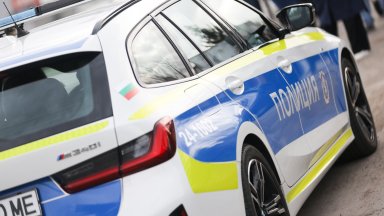 Ученик от хасковското Спортно училище Стефан Караджа е с пистолет