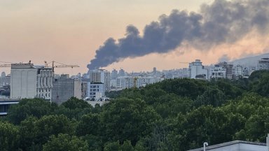 Иранската държавна телевизия съобщи днес за трима убити при израелския