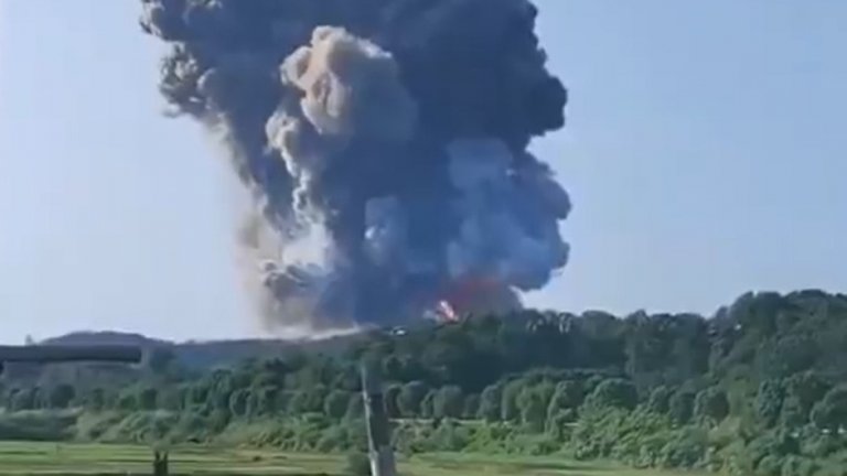 Десетки жертви и ранени при експлозия в китайски завод за фойерверки