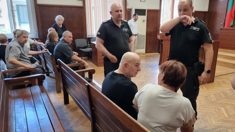 Съдът отказа съкратено производство на шофьор, причинил смърт на пътя и заминал за Турция