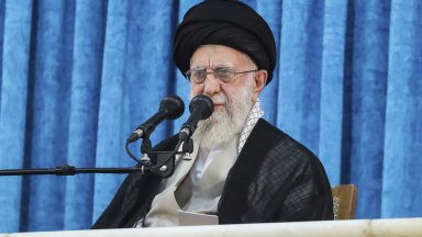 Битката започна Това написа с в Екс иранският аятолах Али