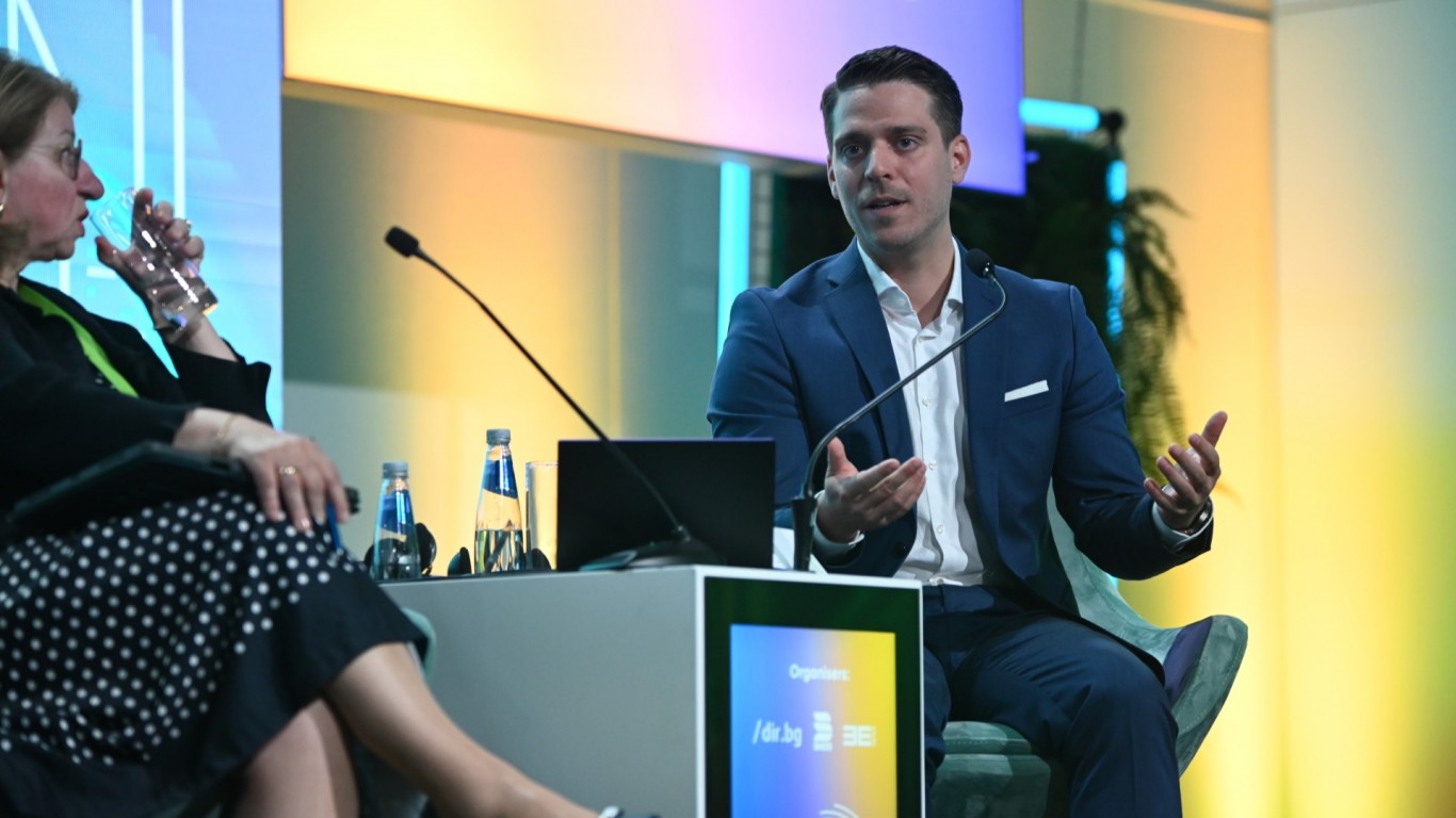  Доминик Ярмер, Управляващ шеф, EVN България 