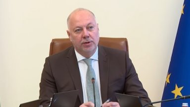 Държавата отчете успешната евакуация на българи от Израел