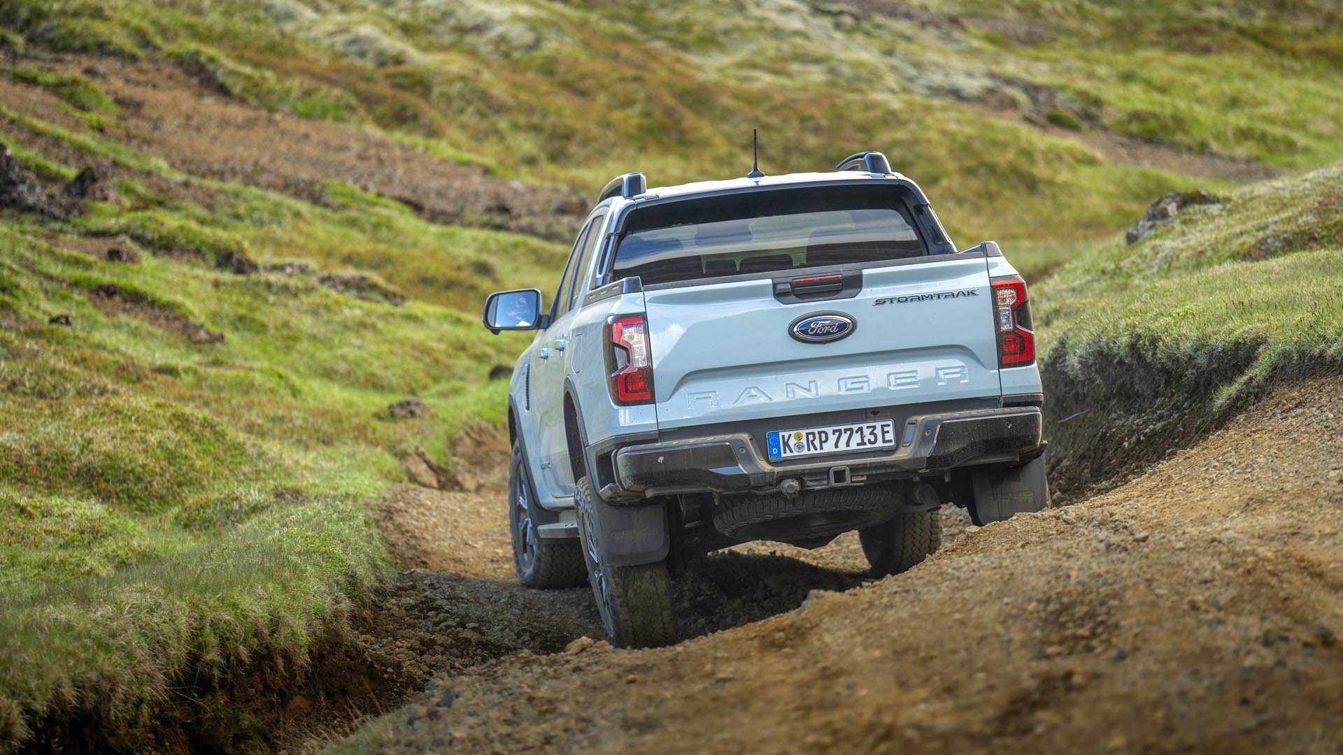 Ford Ranger PHEV Stormtrak